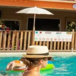 1 semaine en famille en camping à Canet-en-Roussillon (450€)